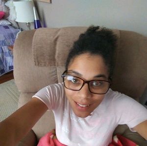 Meet your Posher, Erica